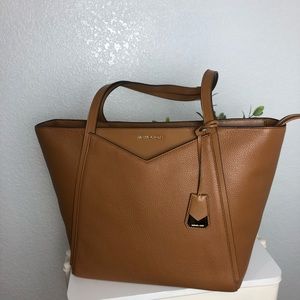 Gently Used Micheal Kors Tote